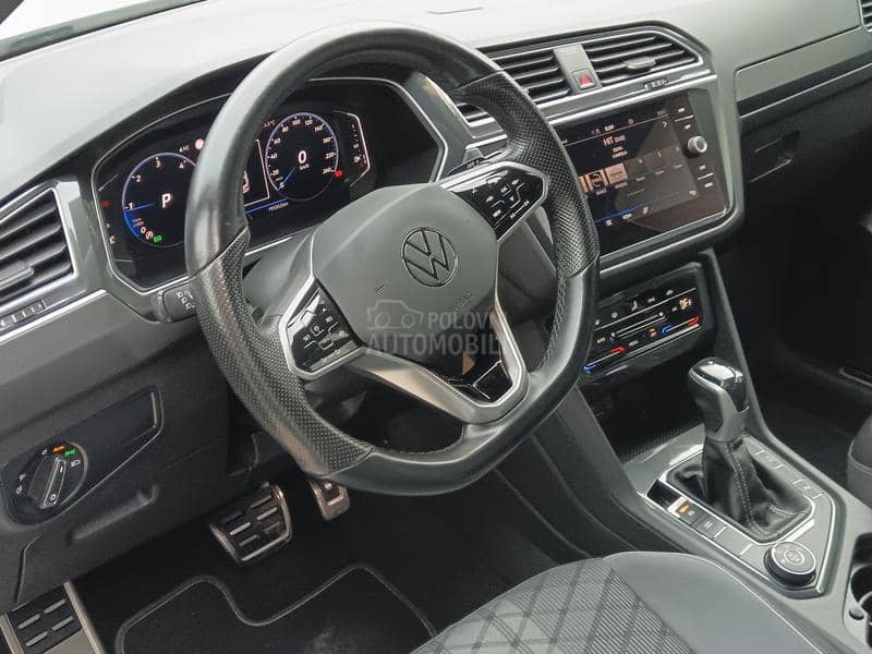 Volkswagen Tiguan RLAJN