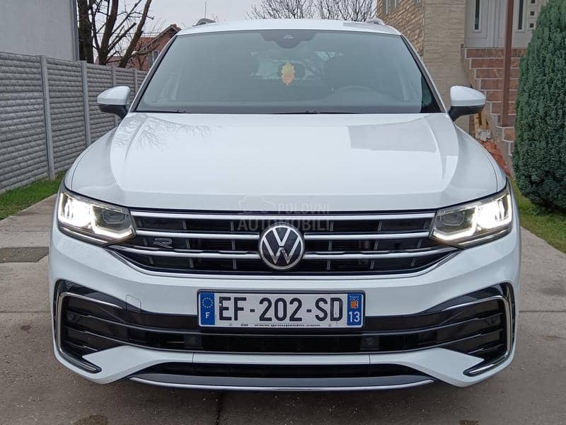 Volkswagen Tiguan RLAJN