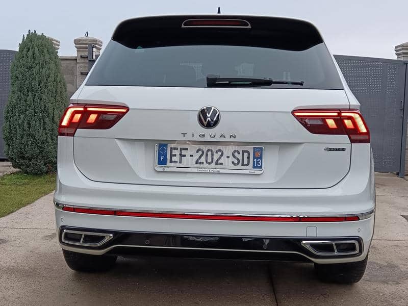 Volkswagen Tiguan RLAJN