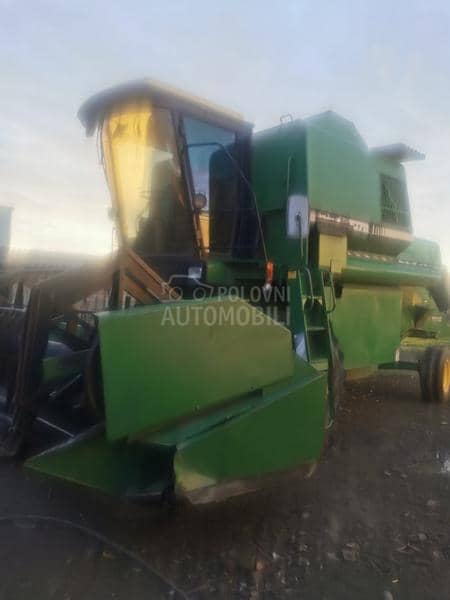 John Deere 1075