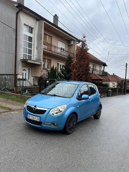 Opel Agila 