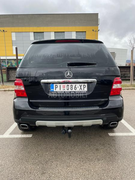 Mercedes Benz ML 320 