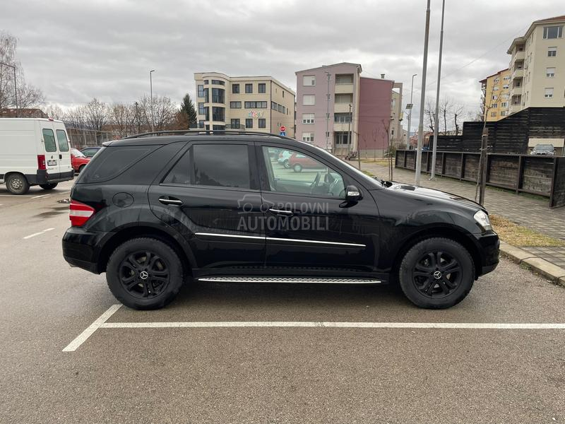 Mercedes Benz ML 320 