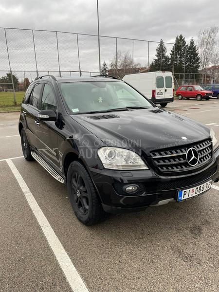 Mercedes Benz ML 320 