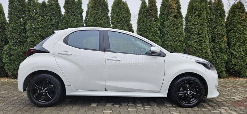 Toyota Yaris KUPLJEN NOV U SRBIJI