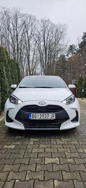 Toyota Yaris KUPLJEN NOV U SRBIJI