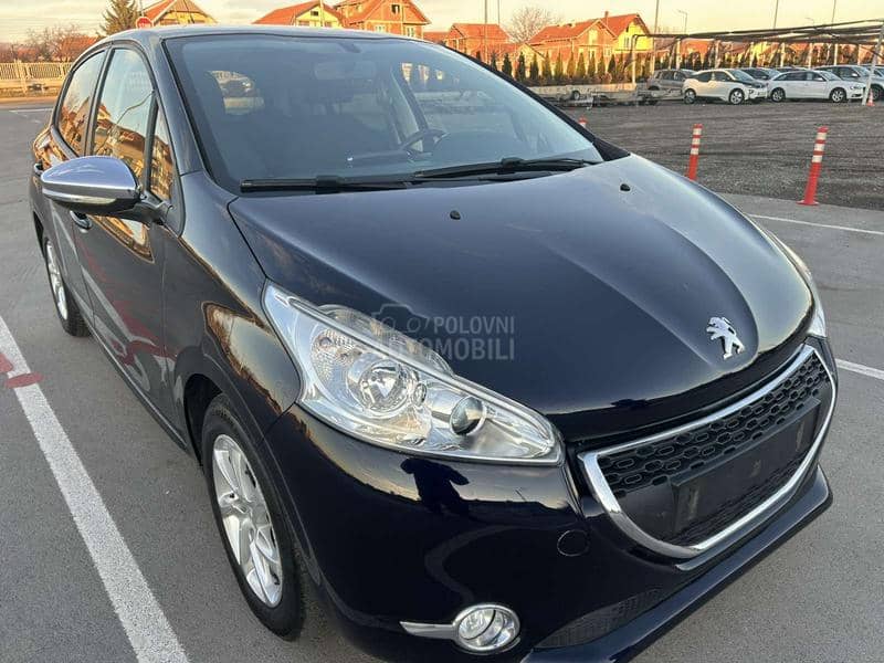 Peugeot 208 1.2 pure tech