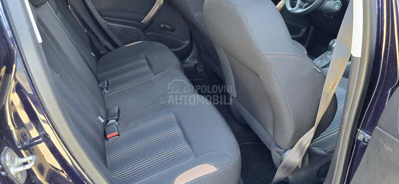 Peugeot 208 1.2 pure tech