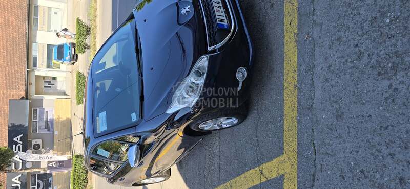 Peugeot 208 1.2 pure tech
