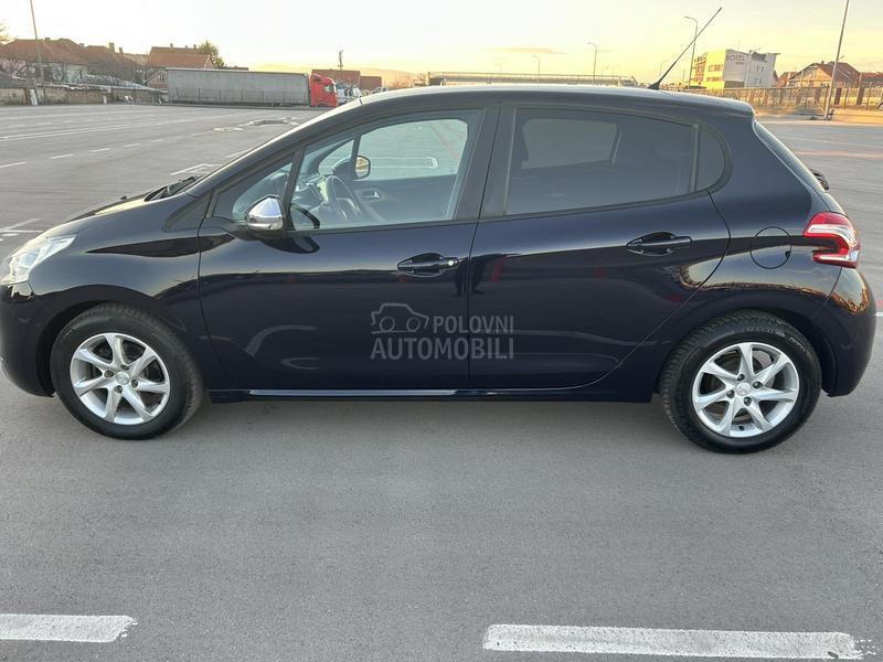 Peugeot 208 1.2 pure tech