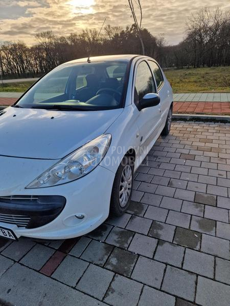 Peugeot 206 plus 