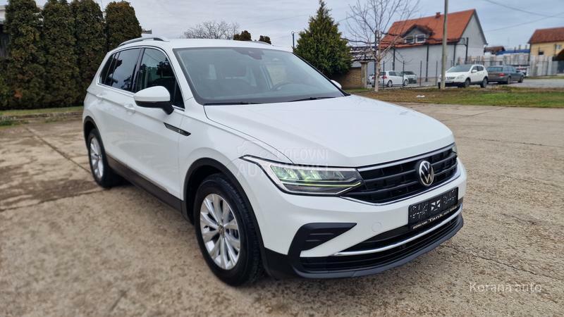 Volkswagen Tiguan 1.5 TSI SPORTLINE