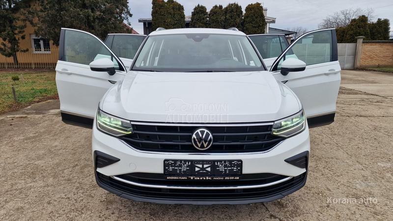 Volkswagen Tiguan 1.5 TSI SPORTLINE