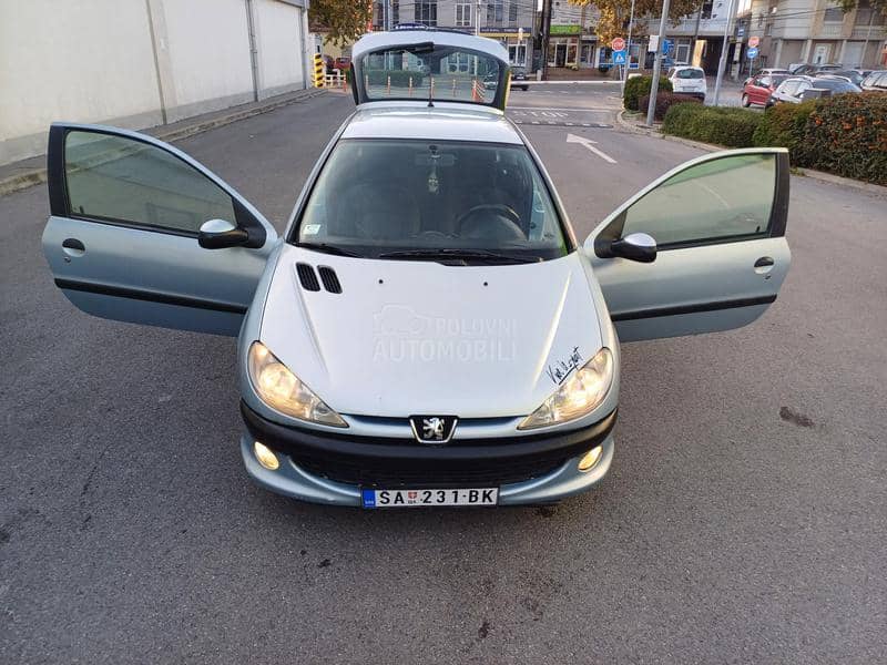 Peugeot 206 