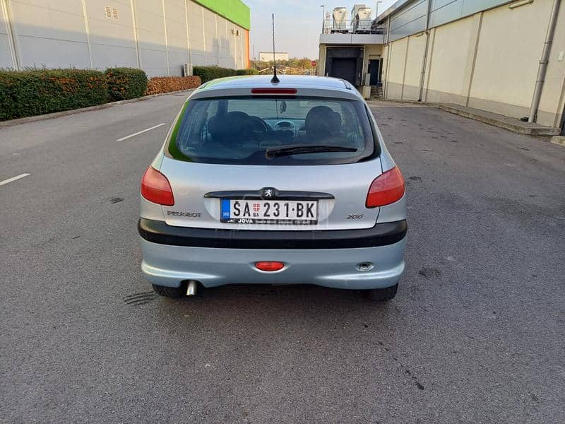 Peugeot 206 