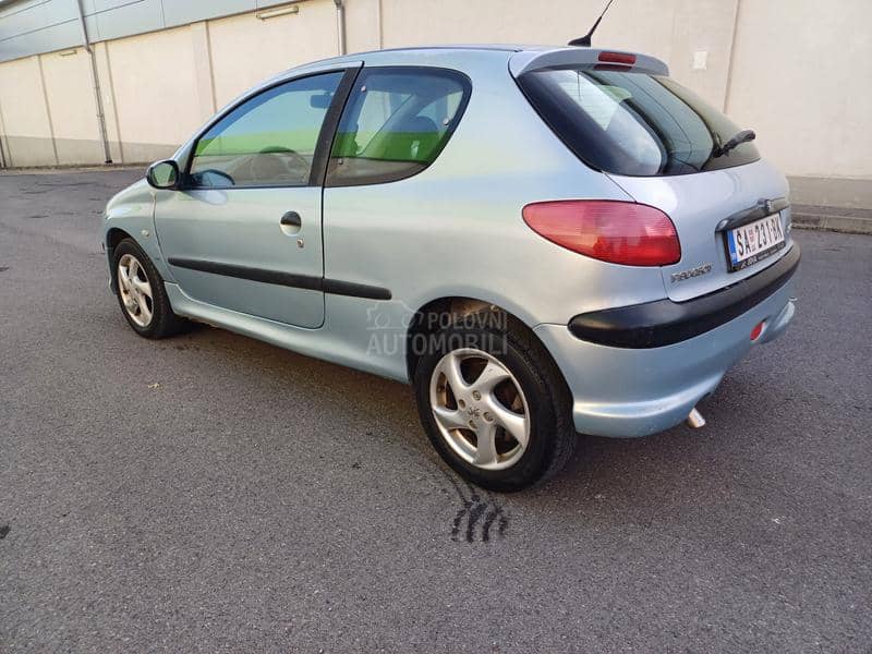 Peugeot 206 