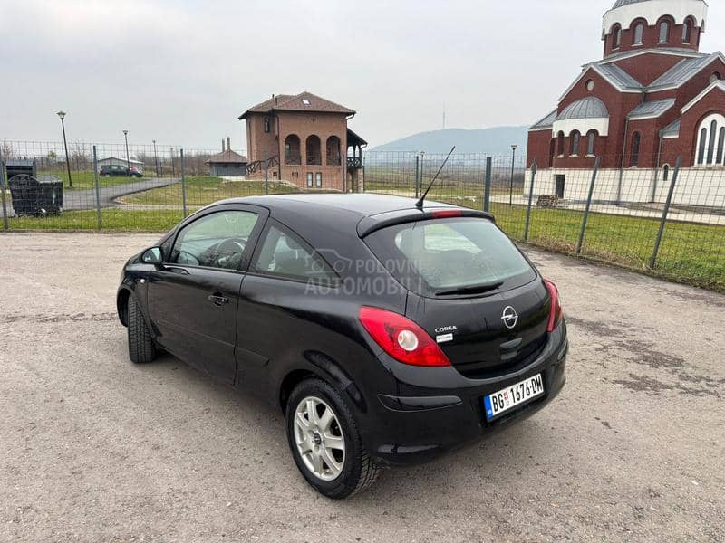 Opel Corsa D 1.0