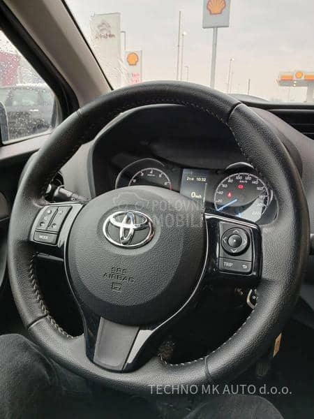 Toyota Yaris Stela