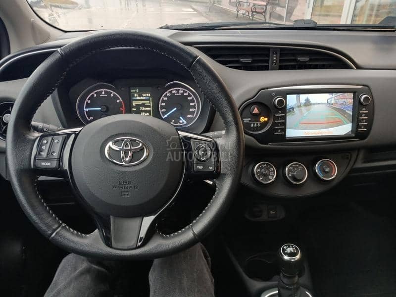 Toyota Yaris Stella