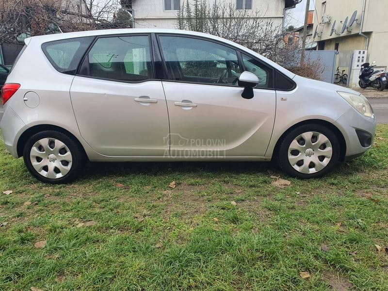 Opel Meriva opel meriva 1.3 cdti