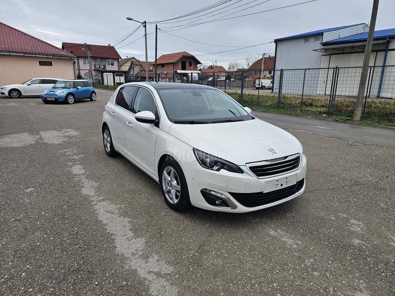 Peugeot 308 1.2 i STT