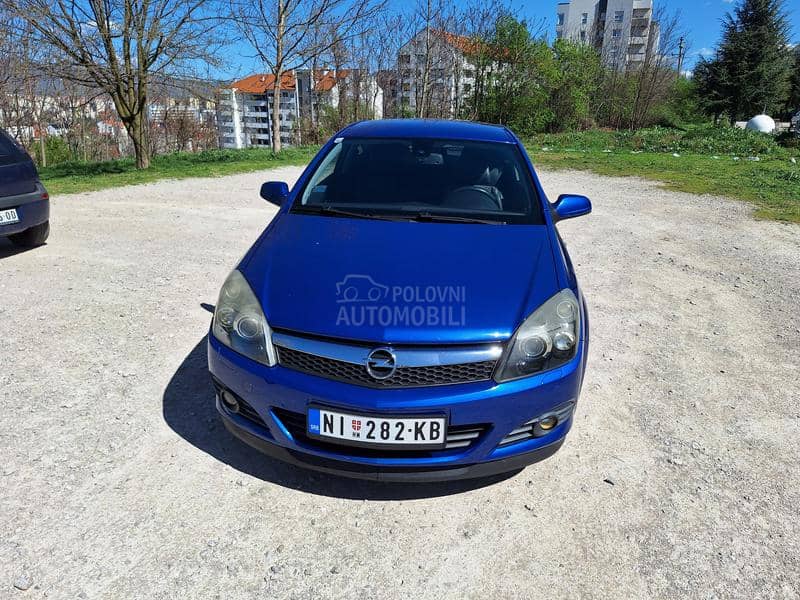 Opel Astra H GTC 1.9 CDTI