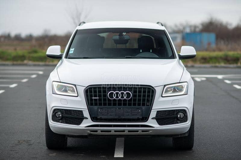 Audi Q5 2.0TDI/4x4/AT/Sline