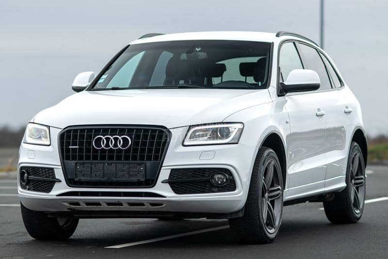 Audi Q5 2.0TDI/4x4/AT/Sline