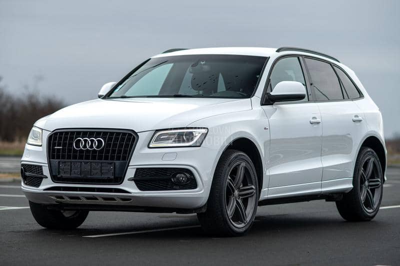 Audi Q5 2.0TDI/4x4/AT/Sline