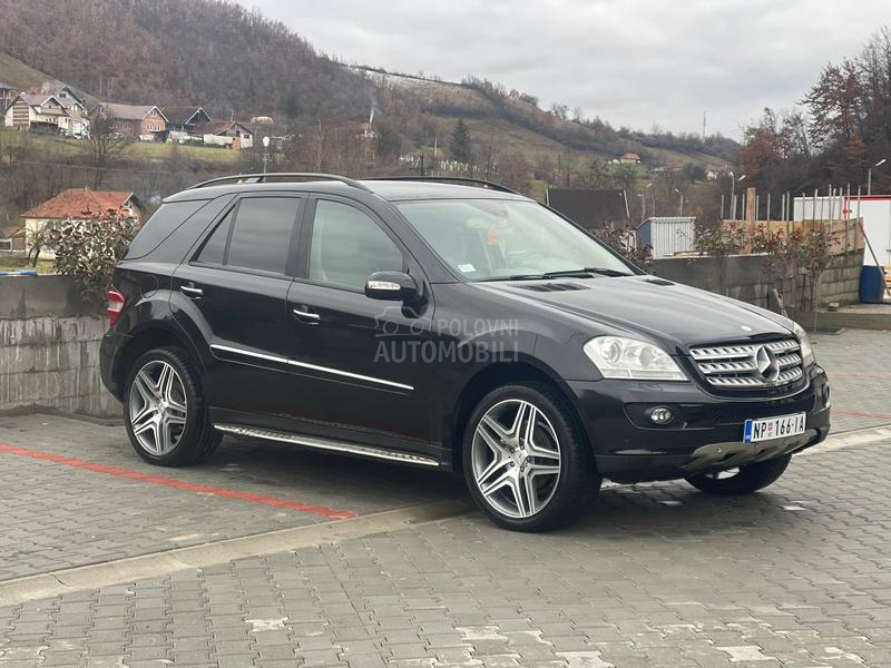 Mercedes Benz ML 320 