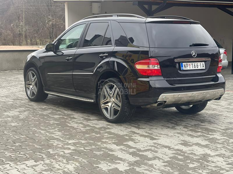 Mercedes Benz ML 320 