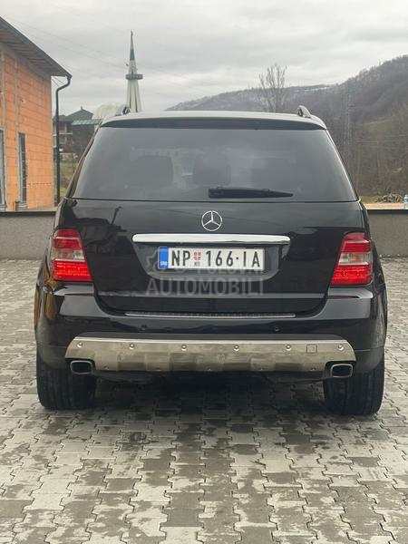 Mercedes Benz ML 320 