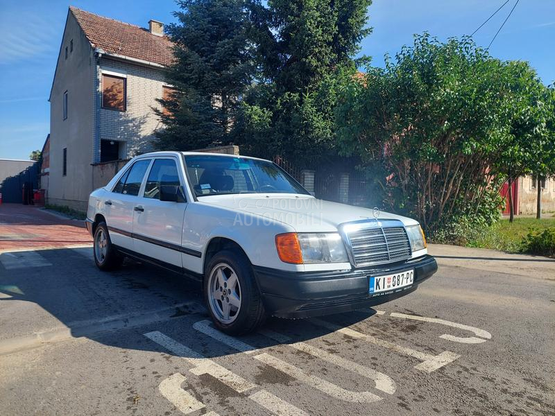 Mercedes Benz E 250 124 2,5D