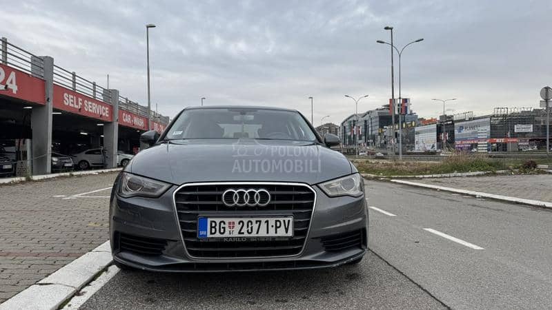 Audi A3 1