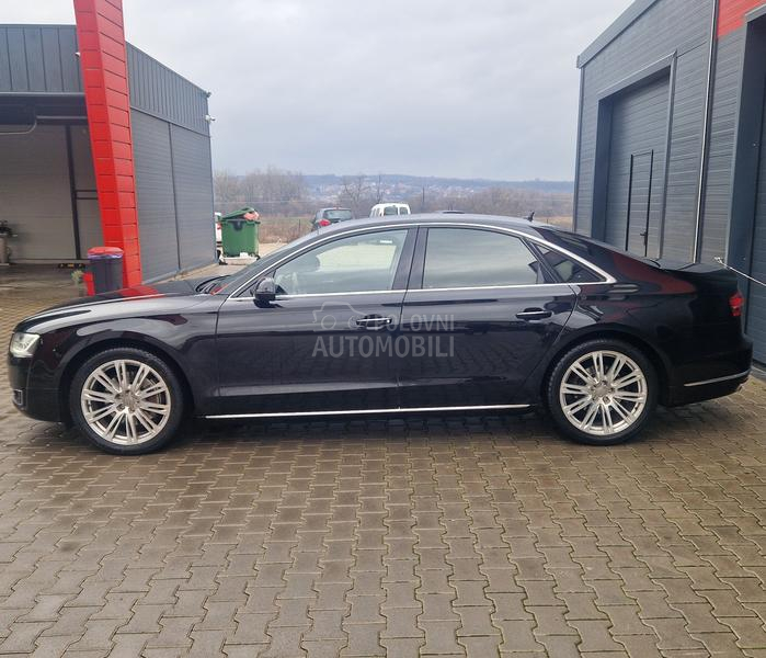 Audi A8 MATRIX/DISTRONIK