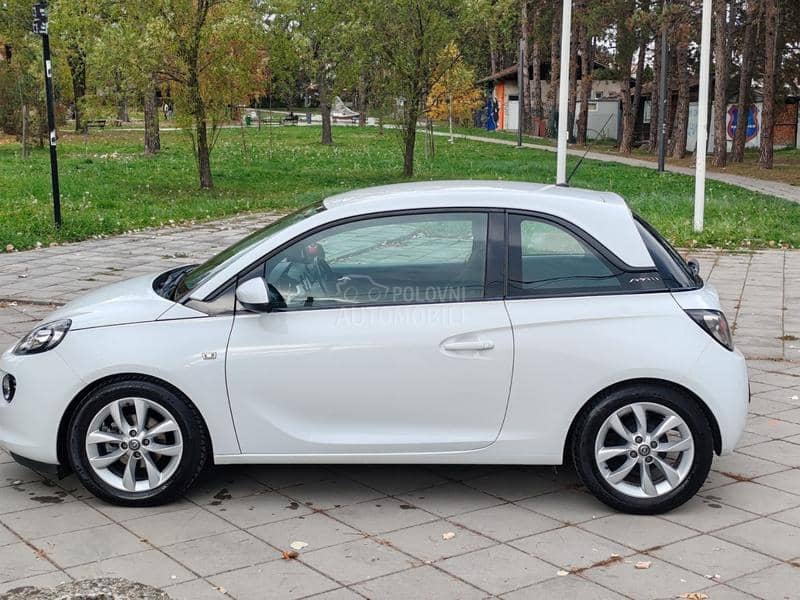 Opel Adam 1.2 B