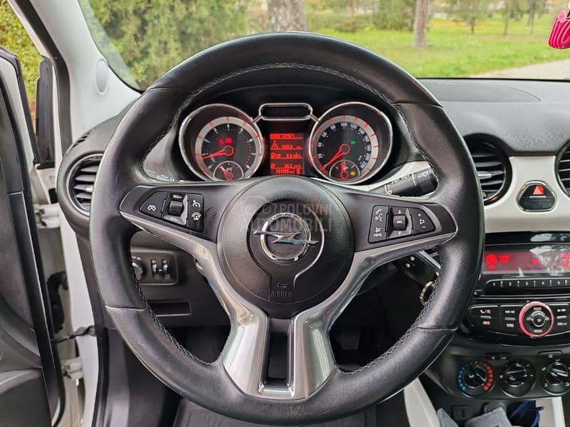 Opel Adam 1.2 B