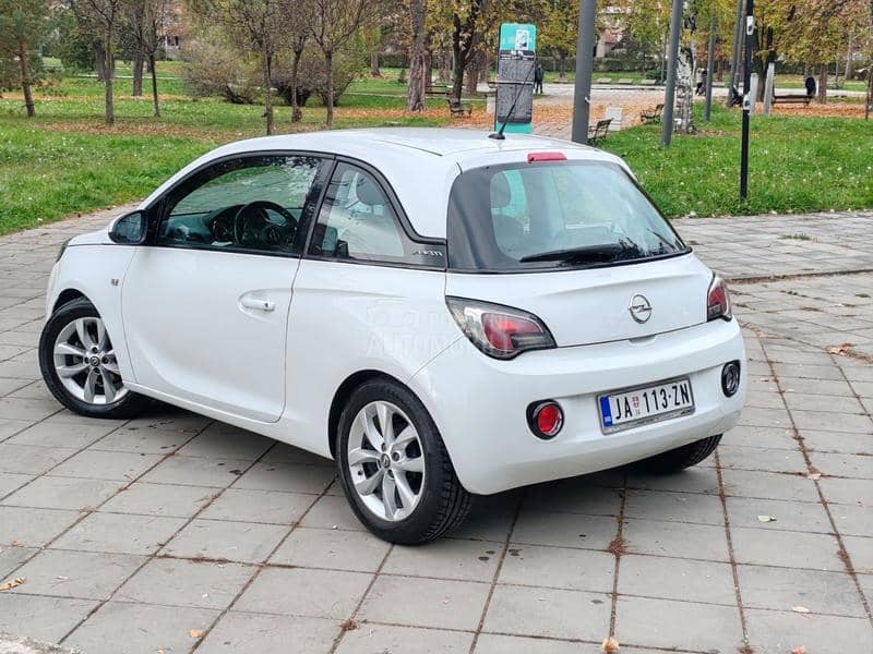 Opel Adam 1.2 B