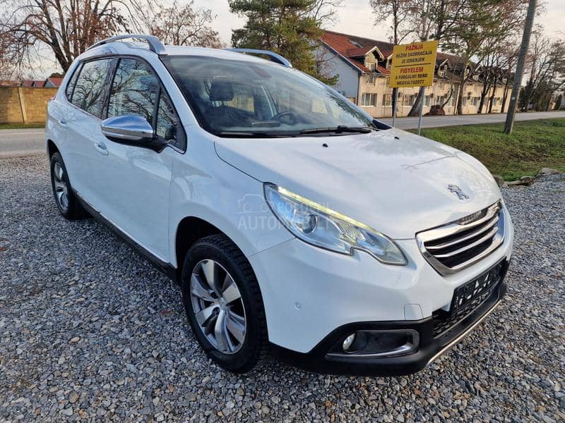 Peugeot 2008 1.2 ALLURE