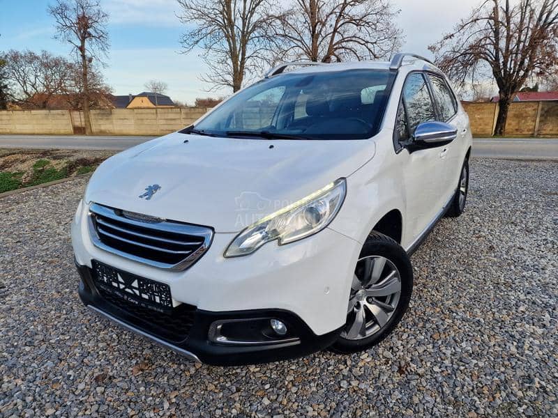 Peugeot 2008 1.2 ALLURE