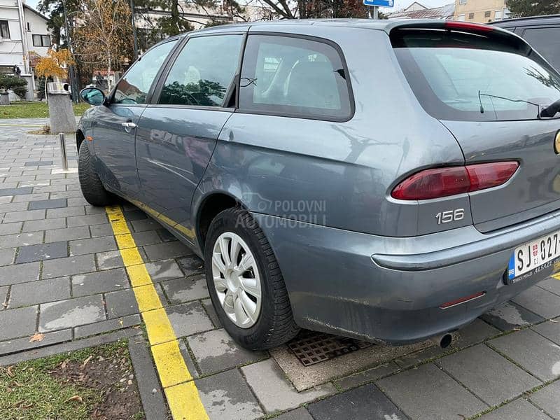 Alfa Romeo 156 