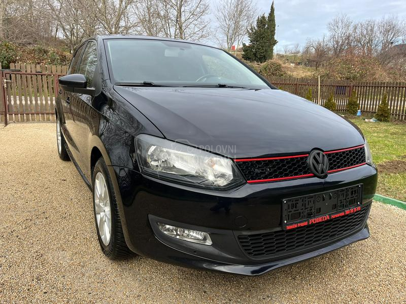 Volkswagen Polo 1.2tdi / N.A.V.I