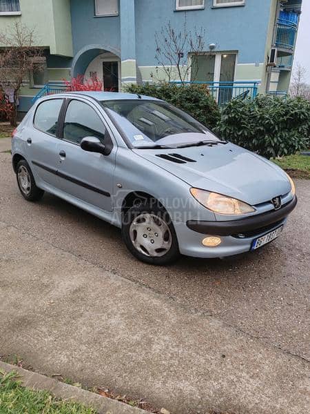 Peugeot 206 1.4 E X T R A