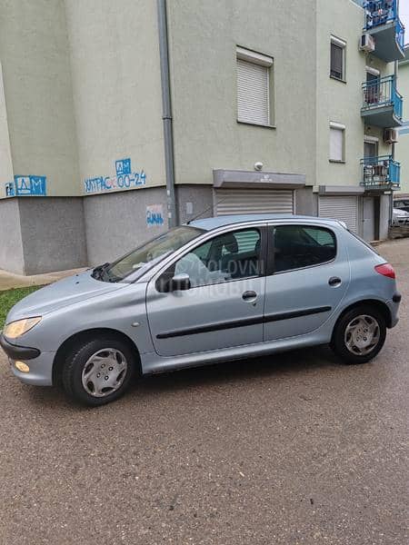 Peugeot 206 1.4 E X T R A