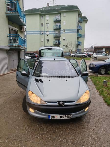 Peugeot 206 1.4 E X T R A