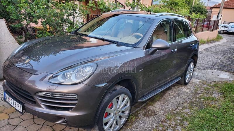 Porsche Cayenne 