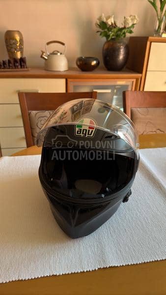 AGV flip up sa komunikatorom