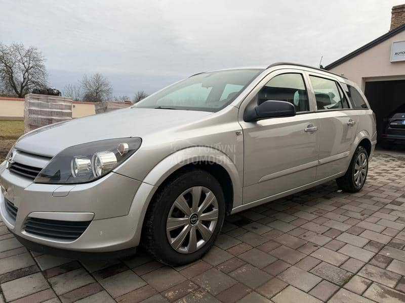 Opel Astra H 1.7CDTI COSMONOVA