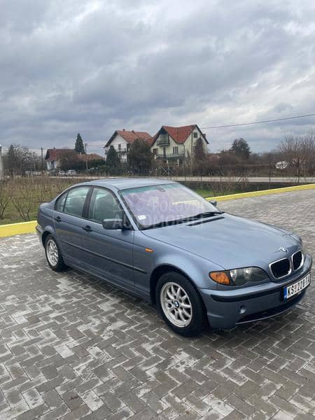 BMW 318 