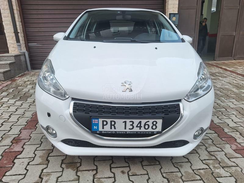 Peugeot 208 1.2 vti